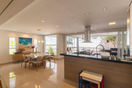 Casa de condomínio à venda com 320m², 4 quartos e 4 vagasEspaço gourmet