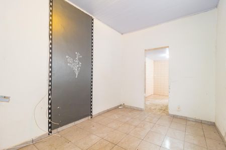Casa para alugar com 210m², 3 quartos e 1 vaga Casa para alugar com 210m², 3 quartos e 1 vagaSala - Casa 2