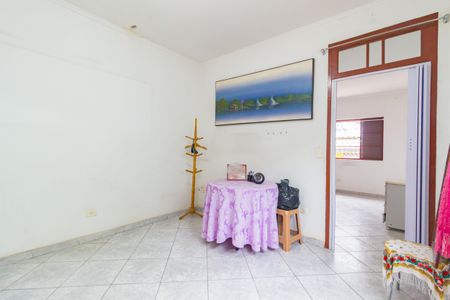 Casa para alugar com 210m², 3 quartos e 1 vaga Casa para alugar com 210m², 3 quartos e 1 vagaQuarto 1