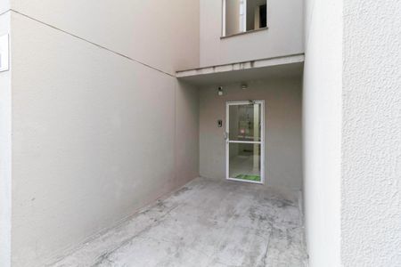 Apartamento para alugar com 48m², 2 quartos e 1 vaga Apartamento para alugar com 48m², 2 quartos e 1 vagaEntrada