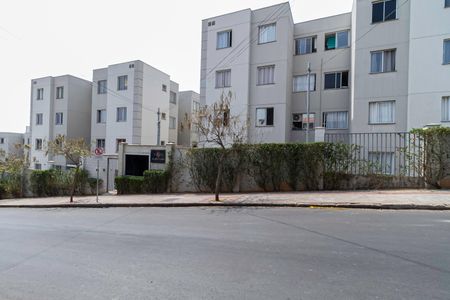 Apartamento para alugar com 48m², 2 quartos e 1 vaga Apartamento para alugar com 48m², 2 quartos e 1 vagaFachada