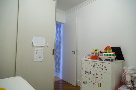 Apartamento à venda com 100m², 3 quartos e 3 vagasQuarto 2