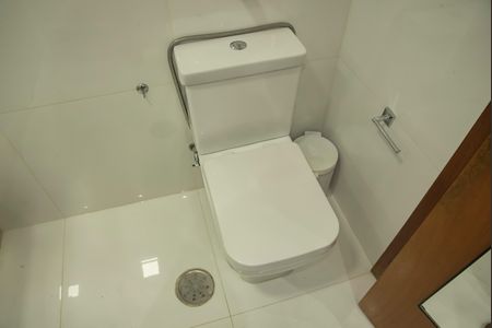 Apartamento à venda com 80m², 2 quartos e 1 vagaBanheiro Social