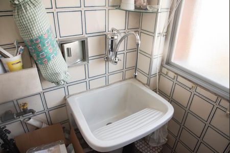 Apartamento à venda com 80m², 2 quartos e 1 vagaÁrea de Serviço