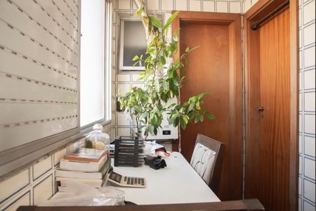 Apartamento à venda com 80m², 2 quartos e 1 vagaÁrea de Serviço