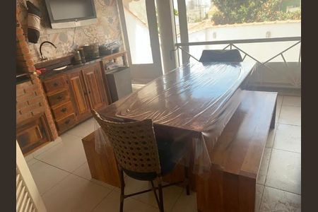 Casa à venda com 3 quartos, 200m² em Vila Formosa, São Paulo