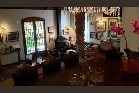 Casa à venda com 3 quartos, 700m² em Jardim Atibaia (Sousas), Campinas
