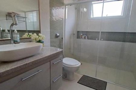 Casa à venda com 345m², 3 quartos e 2 vagas