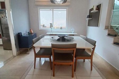 Casa à venda com 345m², 3 quartos e 2 vagas