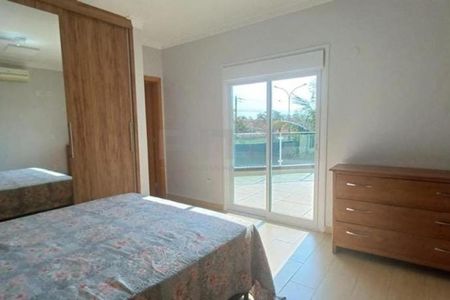 Casa à venda com 345m², 3 quartos e 2 vagas