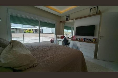 Casa à venda com 240m², 4 quartos e 2 vagas