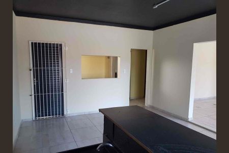 Casa à venda com 250m², 3 quartos e 6 vagas