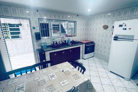 Casa à venda com 3 quartos, 199m² em Casa Grande, Diadema