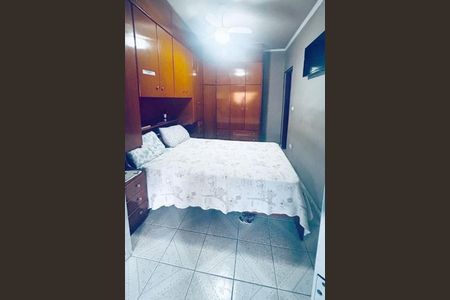 Casa à venda com 3 quartos, 199m² em Casa Grande, Diadema