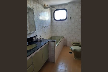 Apartamento à venda com 155m², 4 quartos e 2 vagas