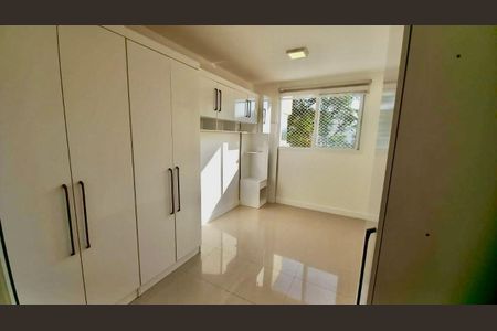Apartamento à venda com 2 quartos, 73m² em Pechincha, Rio de Janeiro