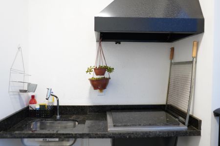 Sacada de apartamento à venda com 2 quartos, 63m² em Vila Oratorio, São Paulo