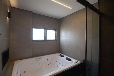 Apartamento à venda com 120m², 3 quartos e 1 vaga Apartamento à venda com 120m², 3 quartos e 1 vagaBanheiro da Suíte 2