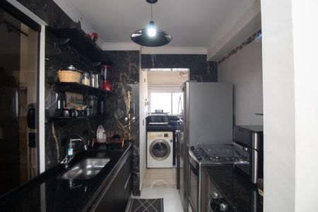 Apartamento à venda com 120m², 3 quartos e 1 vaga Apartamento à venda com 120m², 3 quartos e 1 vagaCozinha e Área de Serviço