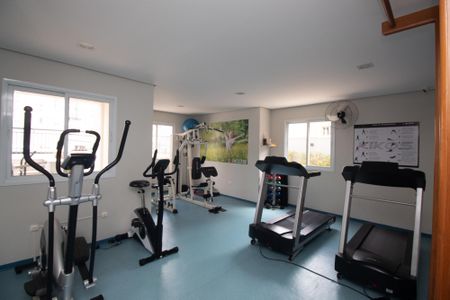 Apartamento à venda com 120m², 3 quartos e 1 vaga Apartamento à venda com 120m², 3 quartos e 1 vagaÁrea comum - Academia