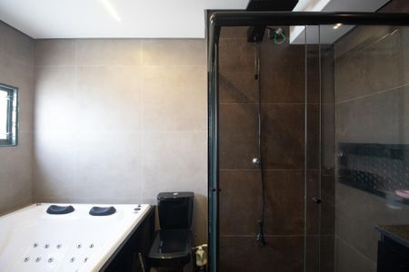 Apartamento à venda com 120m², 3 quartos e 1 vaga Apartamento à venda com 120m², 3 quartos e 1 vagaBanheiro da Suíte 2