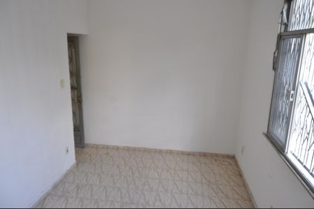 Sala de casa para alugar com 2 quartos, 80m² em Todos Os Santos, Rio de Janeiro