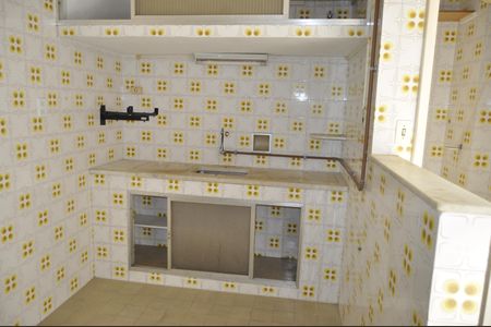 Casa para alugar com 80m², 2 quartos e 2 vagasCozinha