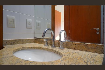 Apartamento para alugar com 120m², 3 quartos e 2 vagasBanheiro da Suíte 1