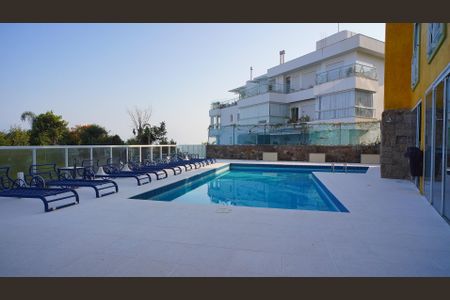 Apartamento para alugar com 120m², 3 quartos e 2 vagasÁrea comum - Piscina