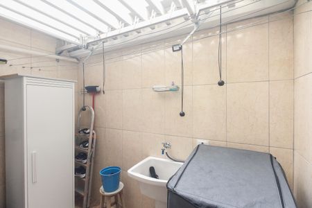 Casa de condomínio à venda com 55m², 2 quartos e 1 vagaÁrea de Serviço