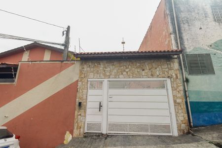 Casa de condomínio à venda com 55m², 2 quartos e 1 vagaFachada