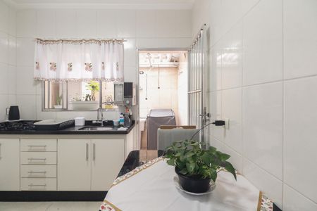 Casa de condomínio à venda com 55m², 2 quartos e 1 vagaCozinha