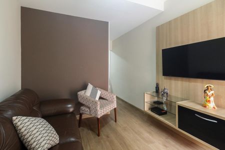 Casa de condomínio à venda com 55m², 2 quartos e 1 vagaSala