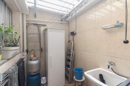 Casa de condomínio à venda com 55m², 2 quartos e 1 vagaÁrea de Serviço