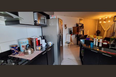 Apartamento para alugar com 57m², 2 quartos e 2 vagas Apartamento para alugar com 57m², 2 quartos e 2 vagasCozinha