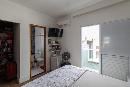 Casa de condomínio à venda com 70m², 2 quartos e 1 vagaSuíte 1