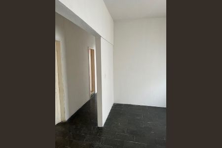 Corredor de casa para alugar com 3 quartos, 102m² em Sevilha (2 Seção), Ribeirão das Neves
