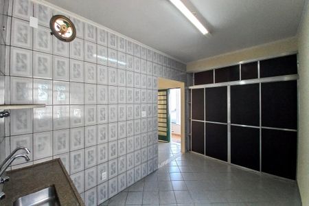 Casa à venda com 200m², 3 quartos e 3 vagasCozinha
