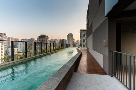 Studio para alugar com 25m², 1 quarto e sem vagaPiscina