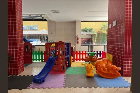 Apartamento para alugar com 135m², 4 quartos e 2 vagas Apartamento para alugar com 135m², 4 quartos e 2 vagasÁrea comum - Playground