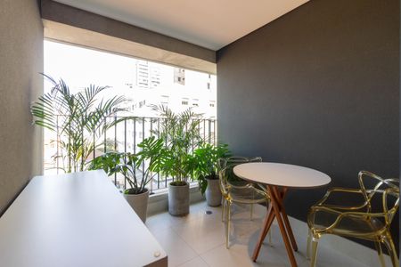 Studio Varanda de kitnet/studio à venda com 1 quarto, 28m² em Pinheiros, São Paulo