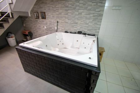 Casa à venda com 300m², 5 quartos e 7 vagasÁrea comum - Jacuzzi