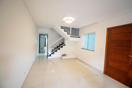 Sala de casa à venda com 5 quartos, 300m² em Jardim Textil, São Paulo