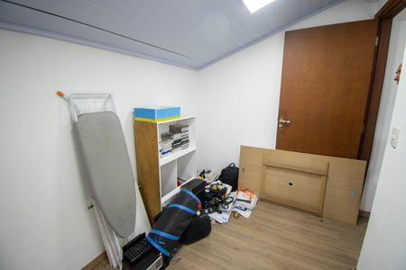 Casa à venda com 300m², 5 quartos e 7 vagasEscritório