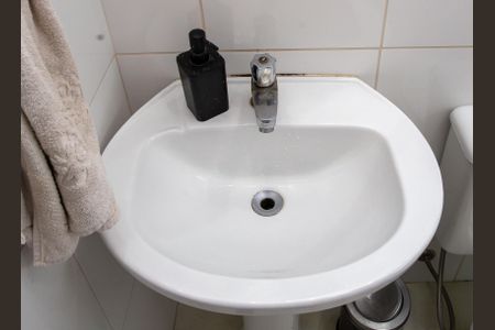 Banheiro de apartamento à venda com 1 quarto, 44m² em Centro, Diadema