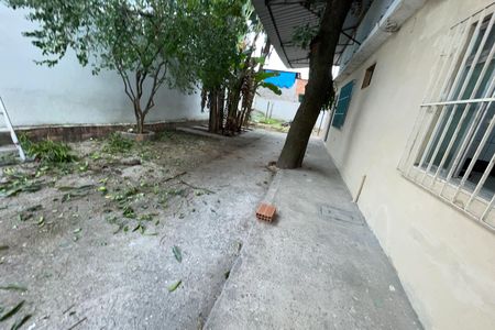 Quintal de casa para alugar com 1 quarto, 110m² em Parque Uruguaiana, Duque de Caxias