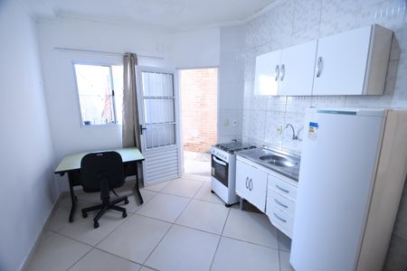 Cozinha de kitnet/studio para alugar com 1 quarto, 33m² em Cidade Universitária, Campinas