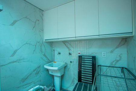 Casa à venda com 167m², 3 quartos e 2 vagas Casa à venda com 167m², 3 quartos e 2 vagasÁrea de serviço