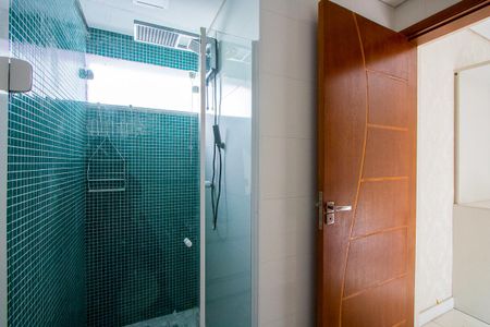 Casa à venda com 167m², 3 quartos e 2 vagas Casa à venda com 167m², 3 quartos e 2 vagasBanheiro da Suíte 1