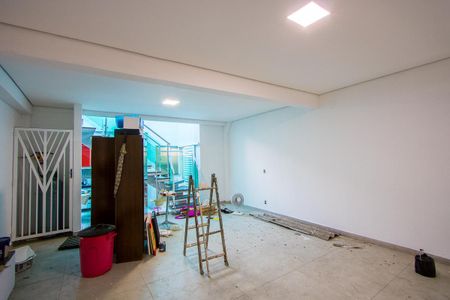 Casa à venda com 167m², 3 quartos e 2 vagas Casa à venda com 167m², 3 quartos e 2 vagasGaragem